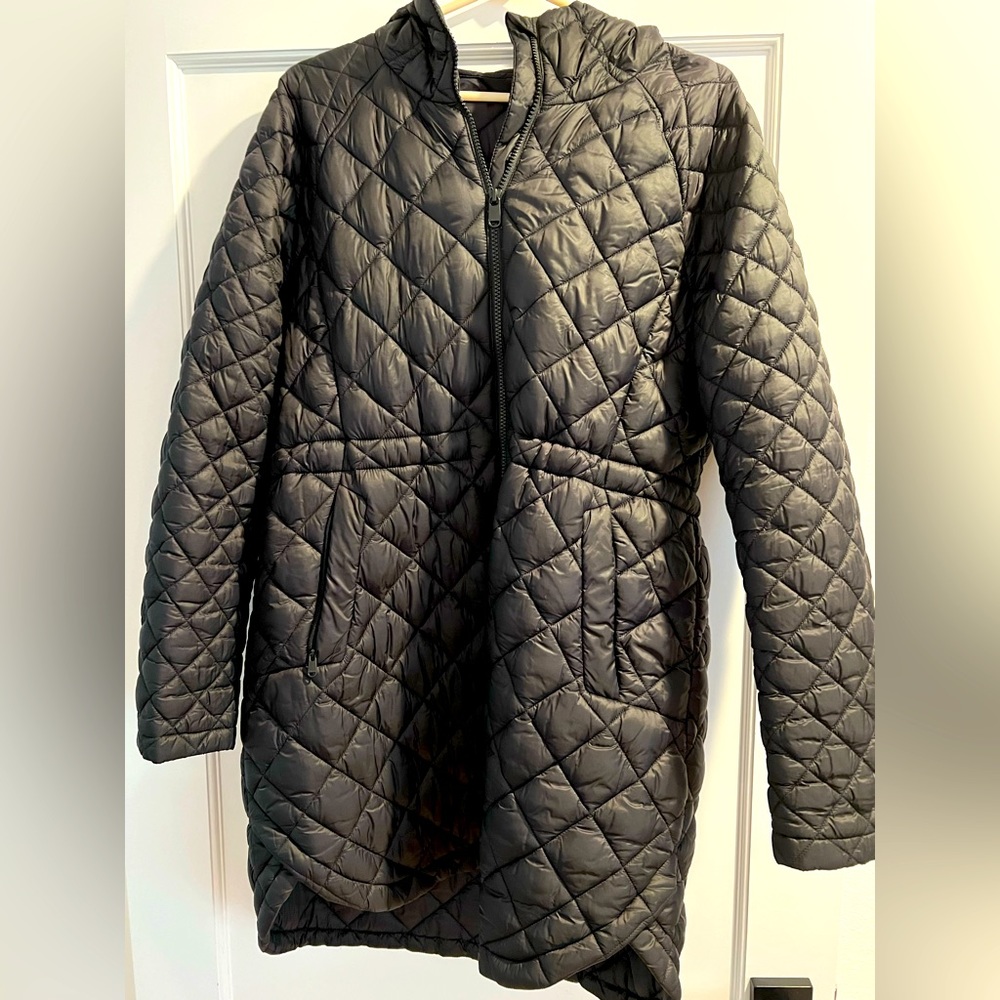 Athleta down jacket/coat/parka with adjustable waist and hood.  Size L